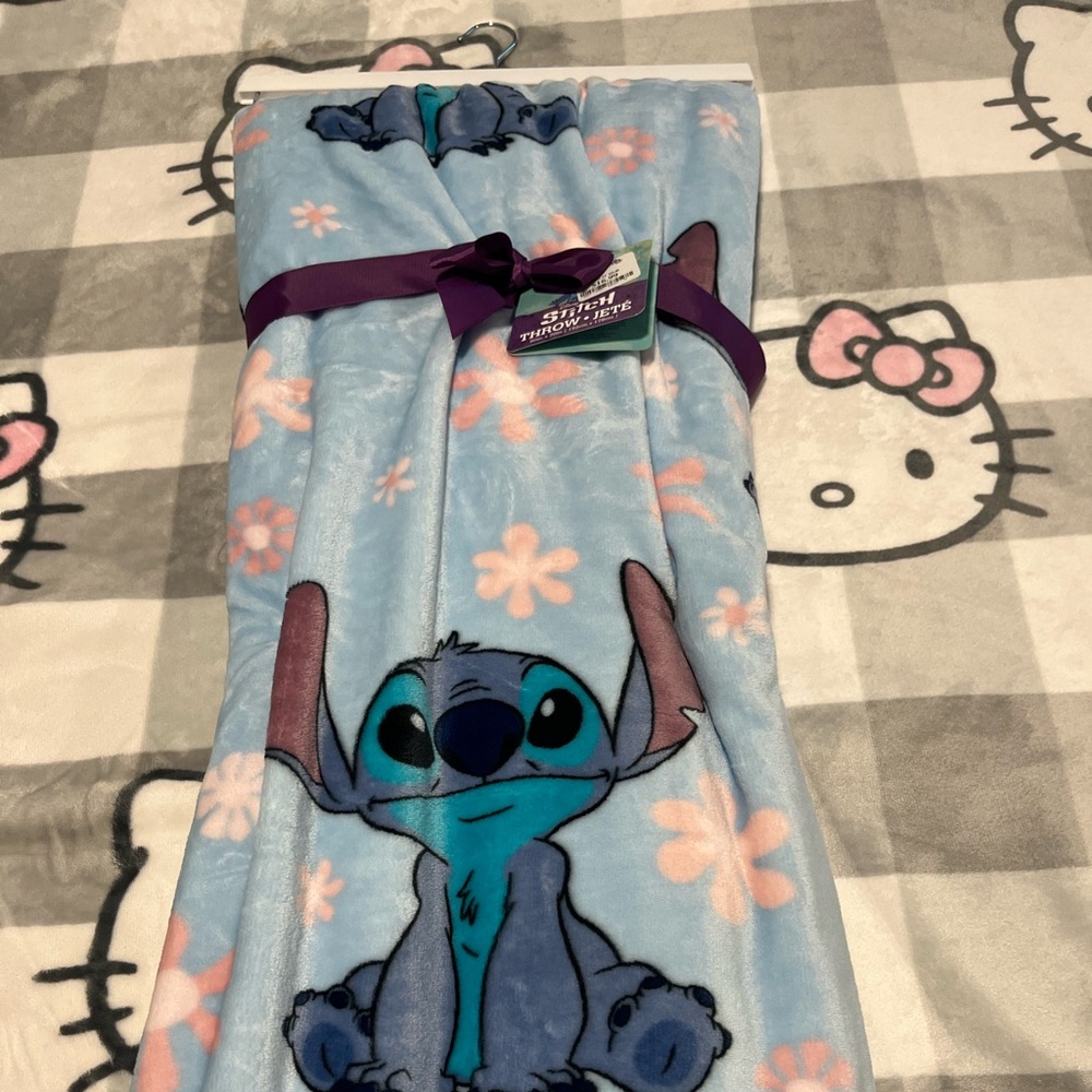 LILO and stich throw blanket 60 x 70 in